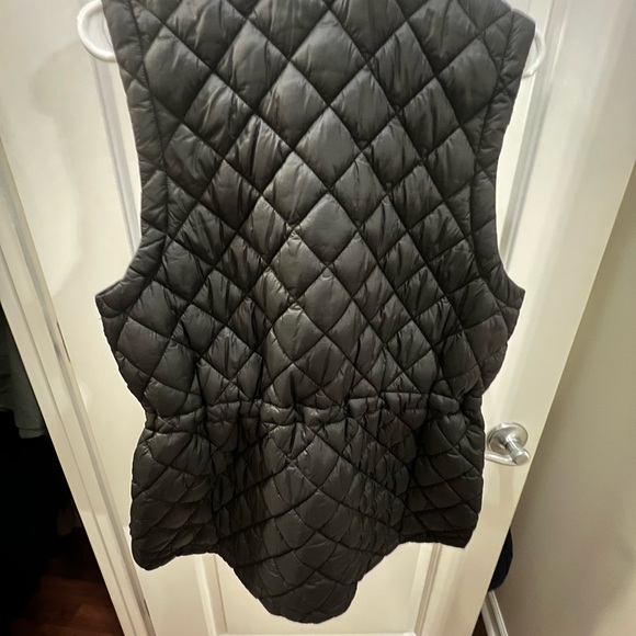 Athleta black Quilted Vest - Picture 3 of 3
